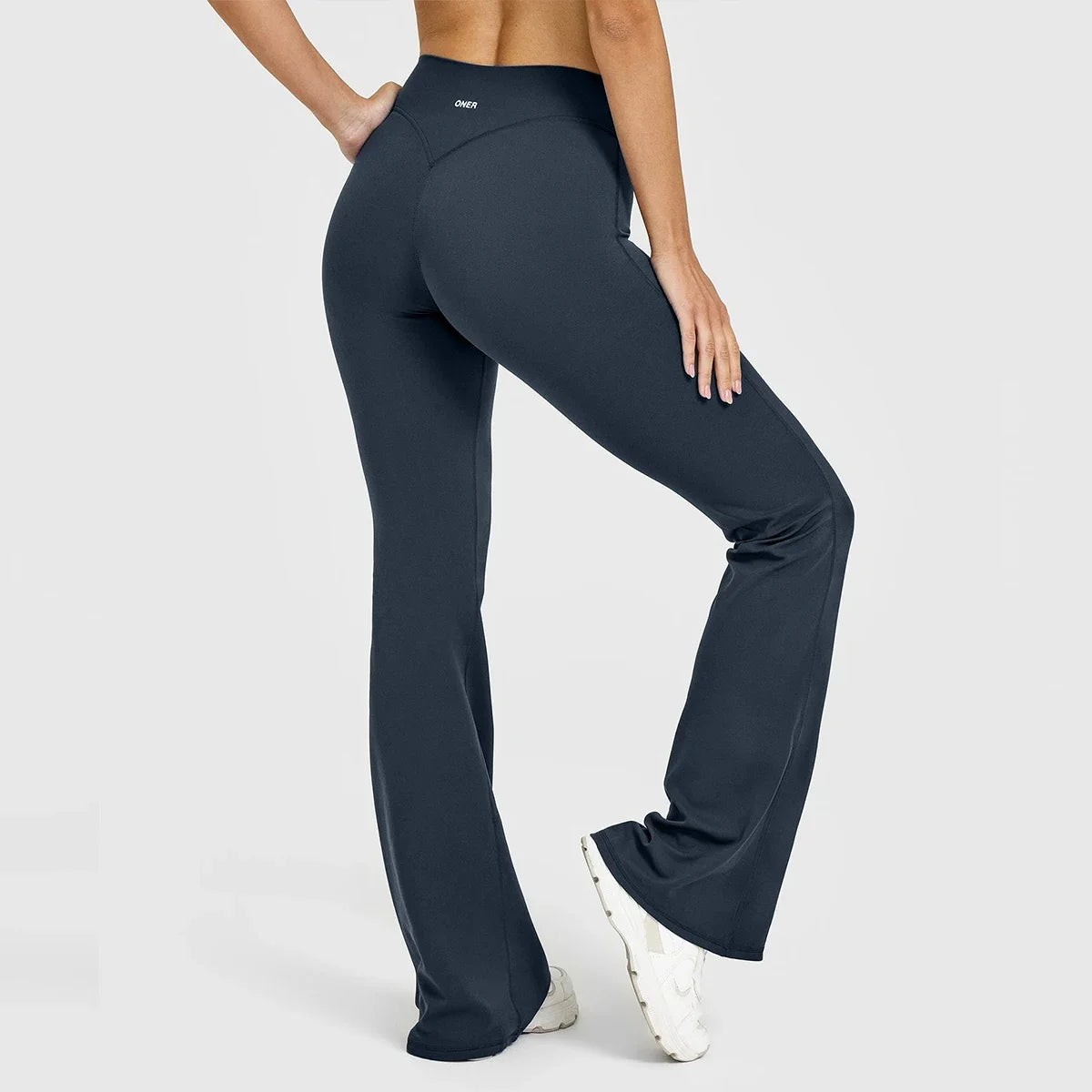 Women’s Wide-Leg Scrunch Leggings